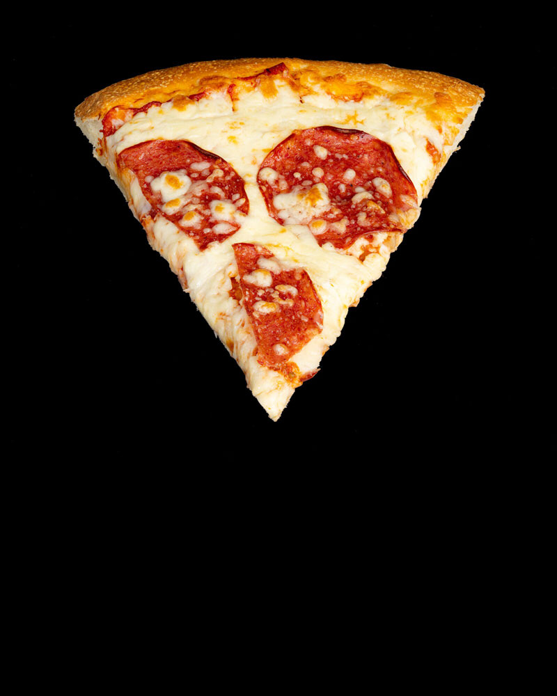 Pepperoni pizza slice